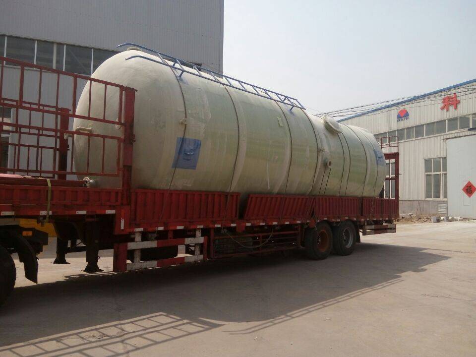 玻璃钢储罐厂家介绍玻璃钢罐出现渗漏现象的处理方法